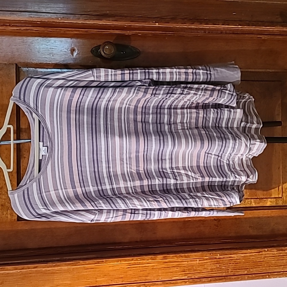Liz Claiborne Top